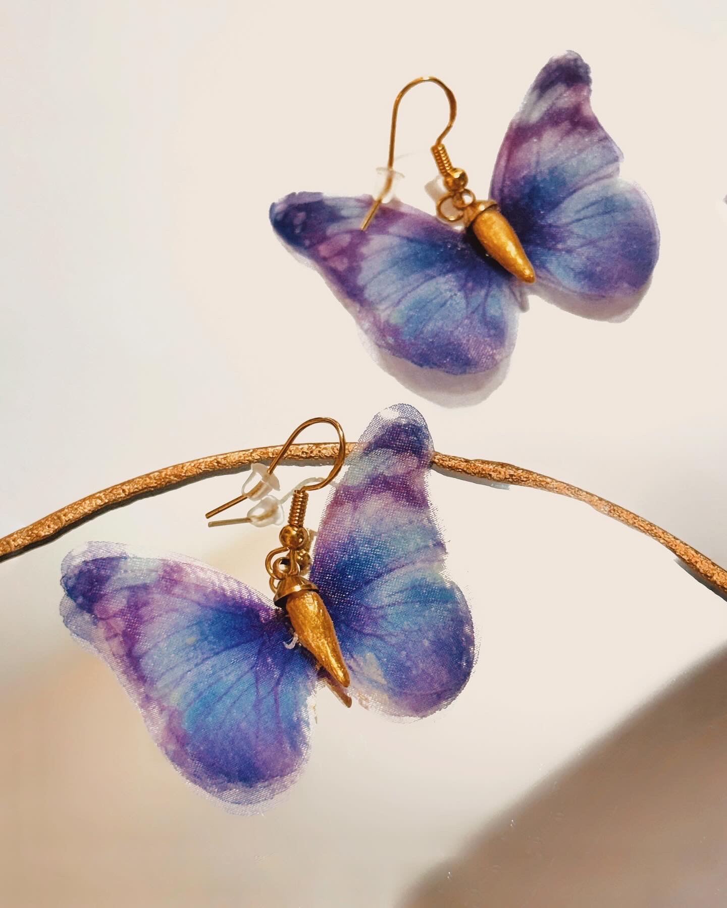 گوشواره پریاس