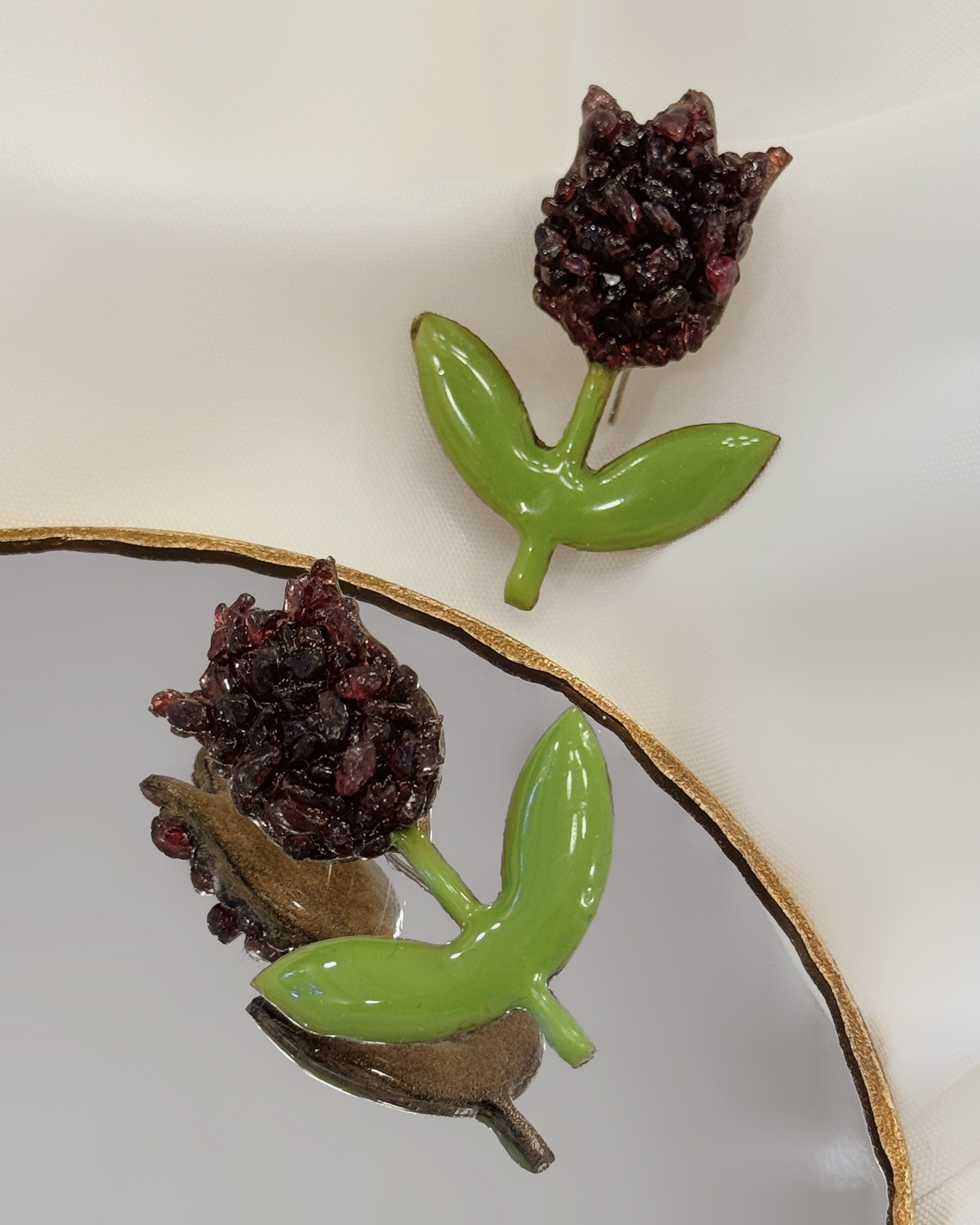 گوشواره لاله ( رنگ زرشکی )