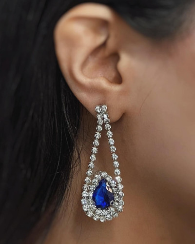 گوشواره ماهنوش