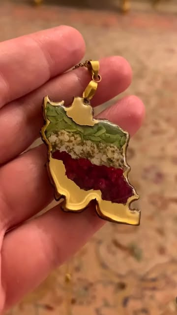 گردنبند رزین سفارشی با نوشته دلخواه شما