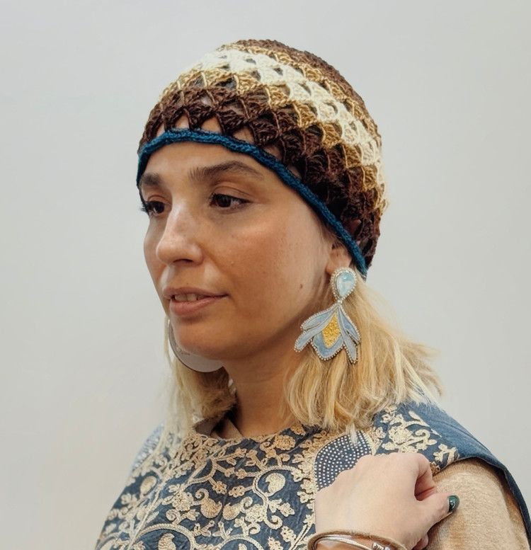 کلاه قلاببافی چند رنگ