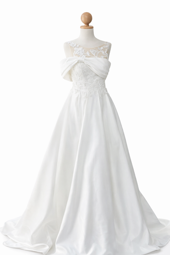 پیراهن عروس مانا